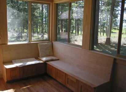 Healthy, Green Design: Repurpose Existing Niches in Your Home Image